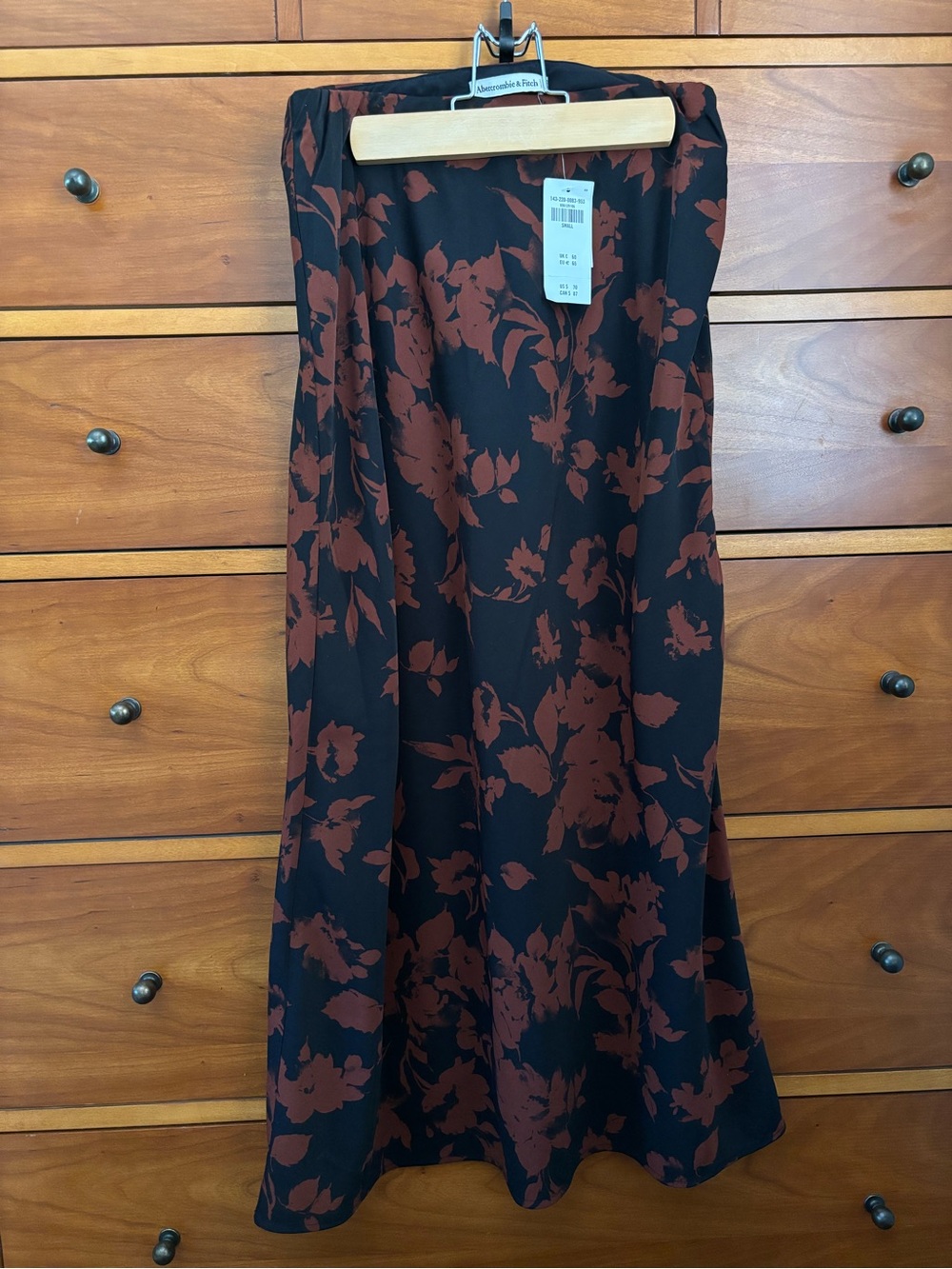 Abercrombie & Fitch Black Midi Skirt with Rust Floral Print
